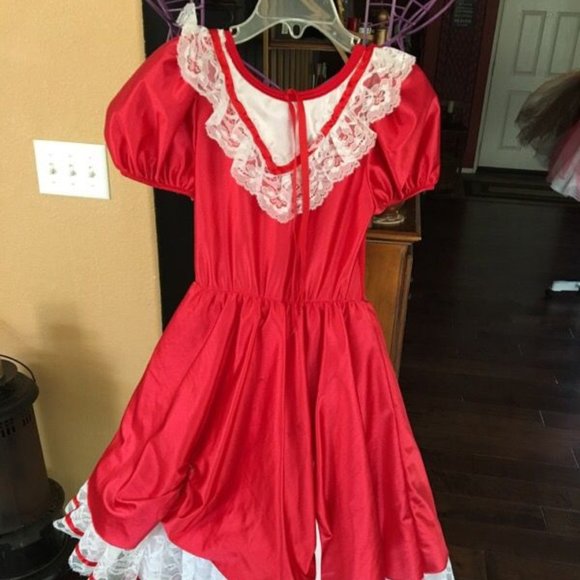 Halloween costume - Picture 1 of 3